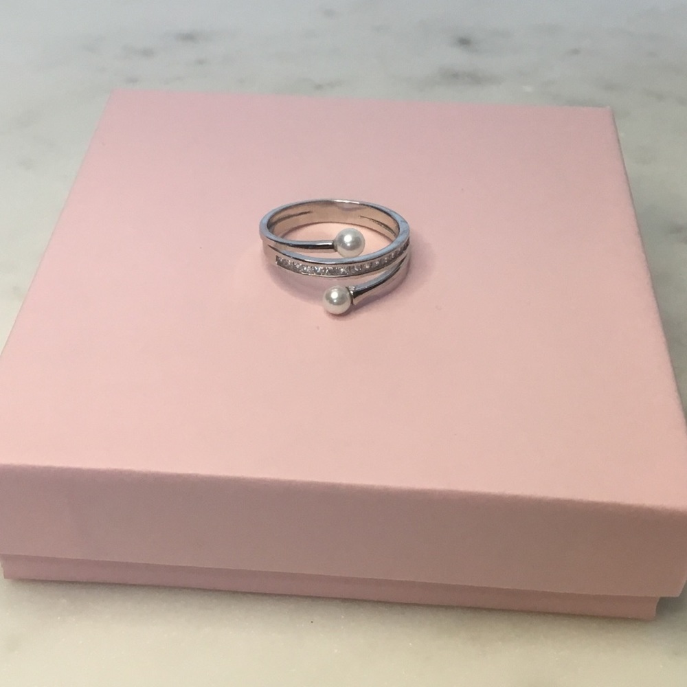 Sterling Silver Cz & Simulated Pearl Ring - Picture 12 of 15